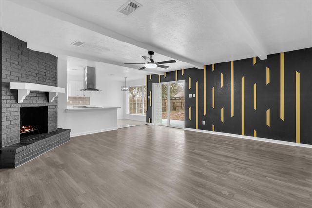 1 S Heights Street, La Marque, TX 77568