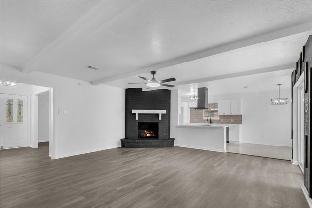 1 S Heights Street, La Marque, TX 77568