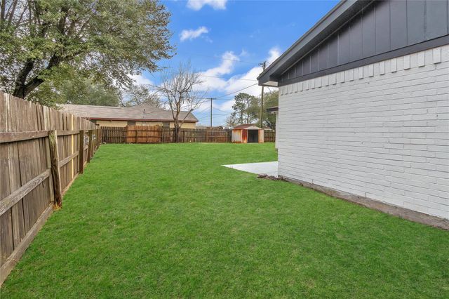 1 S Heights Street, La Marque, TX 77568