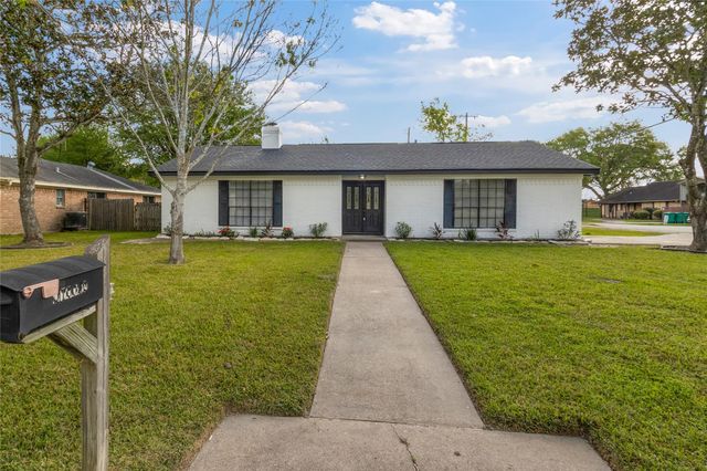 1 S Heights Street, La Marque, TX 77568