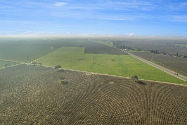 15500 E Highway 88, Lockeford, CA 95237