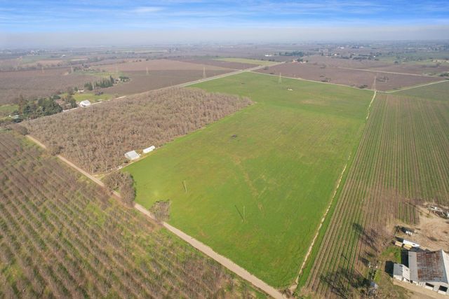 15500 E Highway 88, Lockeford, CA 95237