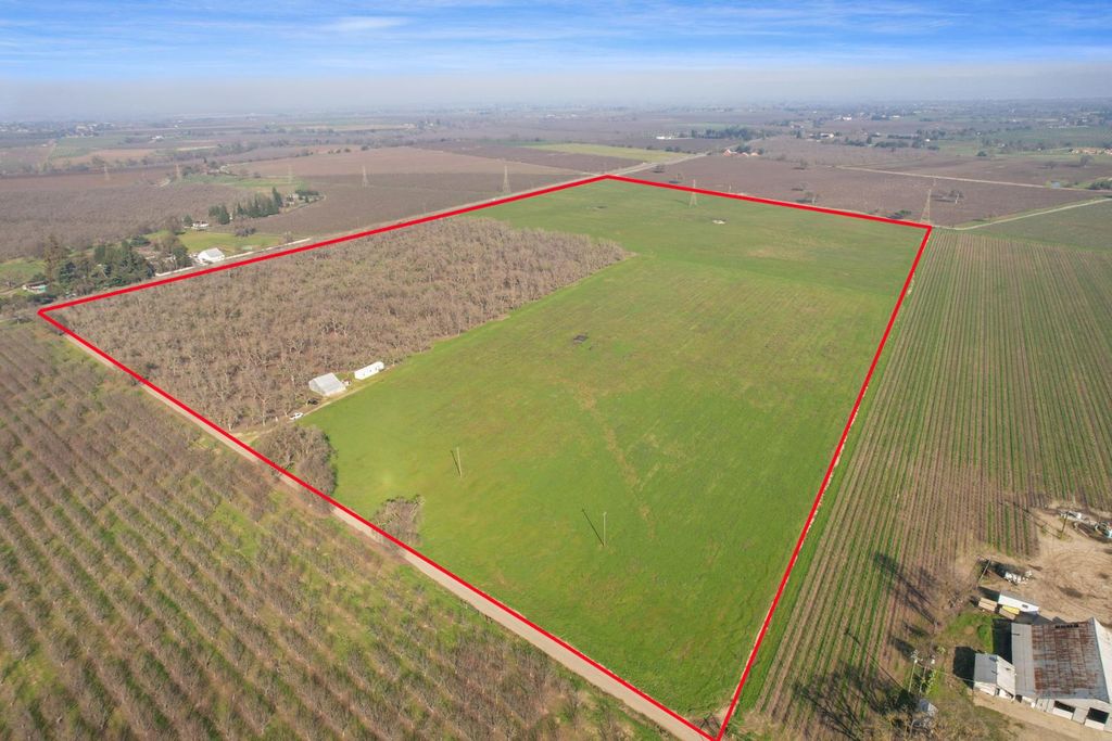 15500 E Highway 88, Lockeford, CA 95237