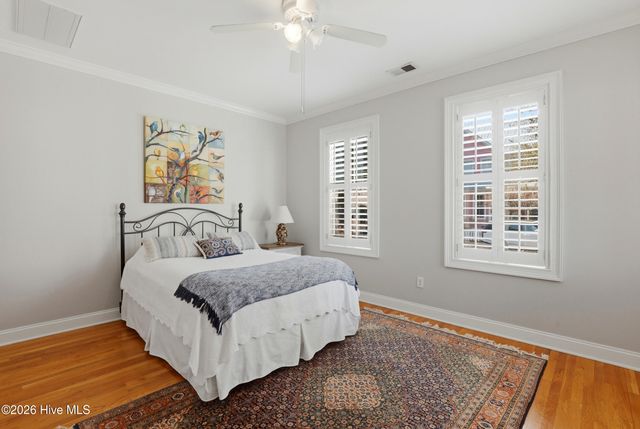 221 Silver Sloop Way, Carolina Beach, NC 28428