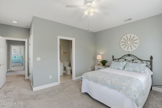 221 Silver Sloop Way, Carolina Beach, NC 28428