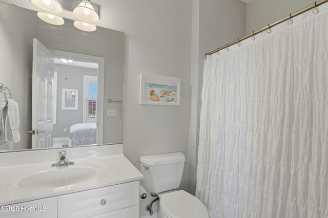 221 Silver Sloop Way, Carolina Beach, NC 28428