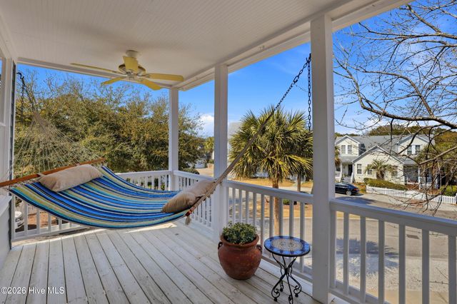 221 Silver Sloop Way, Carolina Beach, NC 28428