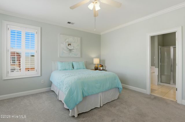 221 Silver Sloop Way, Carolina Beach, NC 28428