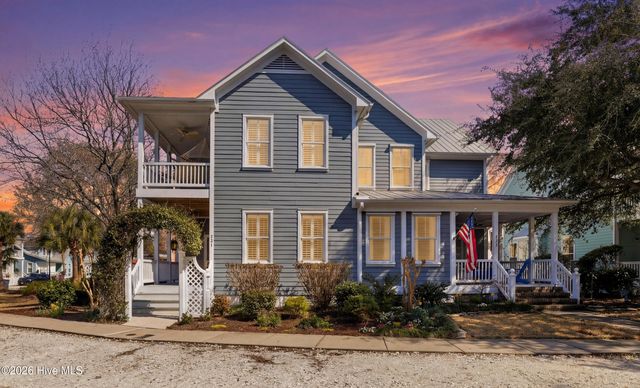 221 Silver Sloop Way, Carolina Beach, NC 28428