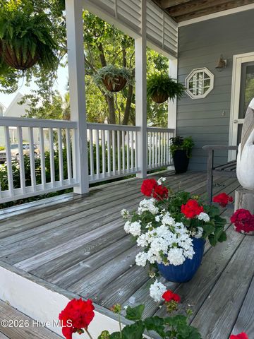 221 Silver Sloop Way, Carolina Beach, NC 28428