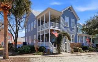 221 Silver Sloop Way, Carolina Beach, NC 28428