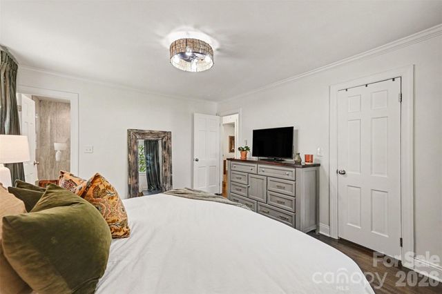 4323 Emory Lane, Charlotte, NC 28211