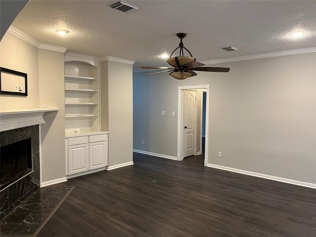 6507 Stone Briar Drive, Pasadena, TX 77505