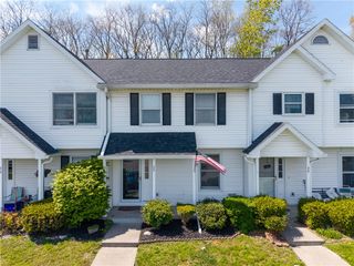 33 Old Meadow Court, Livonia, NY 14487