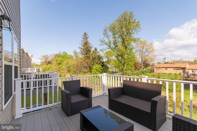 68 BENFORD LN, Beverly, NJ 08010