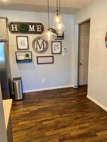 3105 Carlisle Street, Bedford, TX 76021