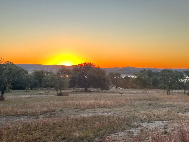 1217 Libby Lookout, Canyon Lake, TX 78133