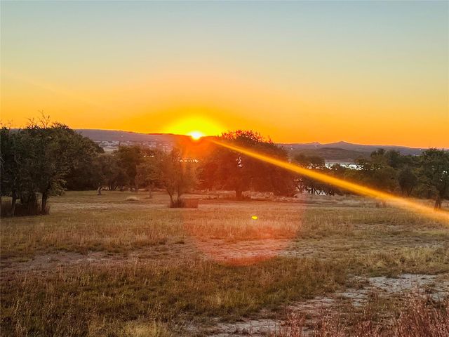 1217 Libby Lookout, Canyon Lake, TX 78133