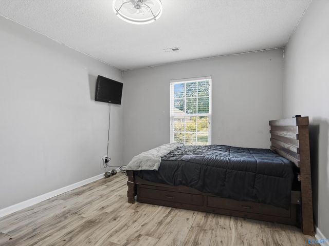 7022 Lynnfield Drive, Owens Cross Roads, AL 35763