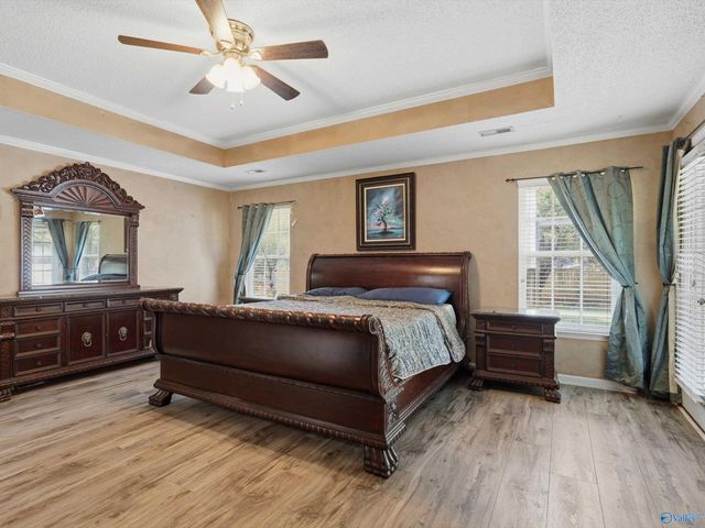 7022 Lynnfield Drive, Owens Cross Roads, AL 35763