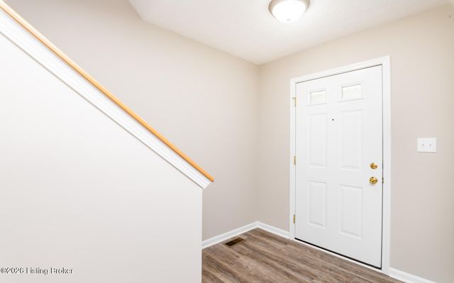 2013 Cherry Creek Rd, La Grange, KY 40031