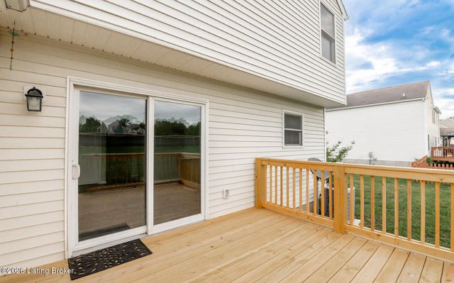 2013 Cherry Creek Rd, La Grange, KY 40031