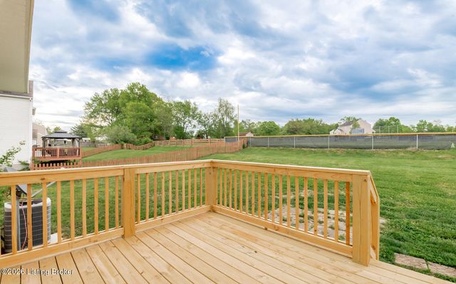 2013 Cherry Creek Rd, La Grange, KY 40031