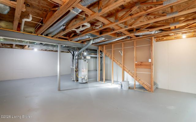 2013 Cherry Creek Rd, La Grange, KY 40031