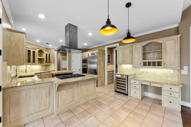 15 Oak Bluff Drive, Cross Roads, TX 76227