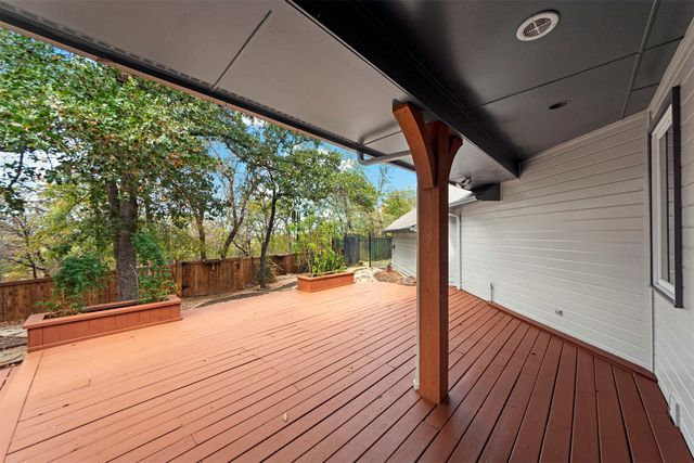 15 Oak Bluff Drive, Cross Roads, TX 76227