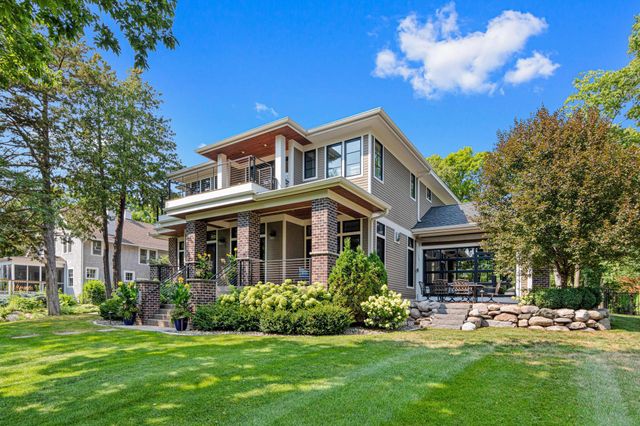 373 Park Street E, Wayzata, MN 55391