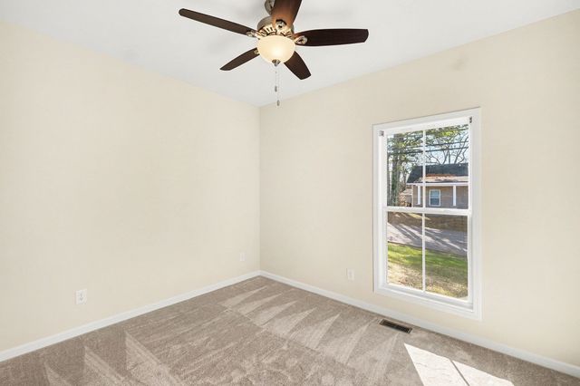 503 E 8th St, Columbia, TN 38401