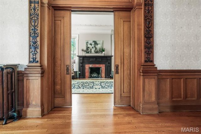 37 Washington Terrace, St Louis, MO 63112