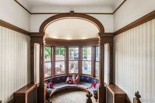 37 Washington Terrace, St Louis, MO 63112