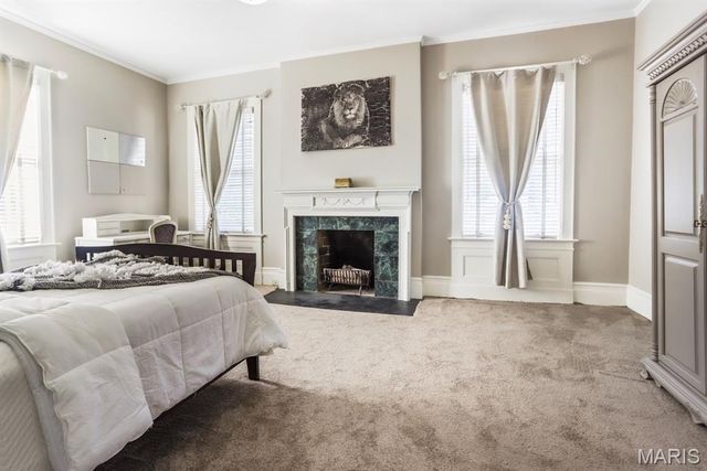37 Washington Terrace, St Louis, MO 63112