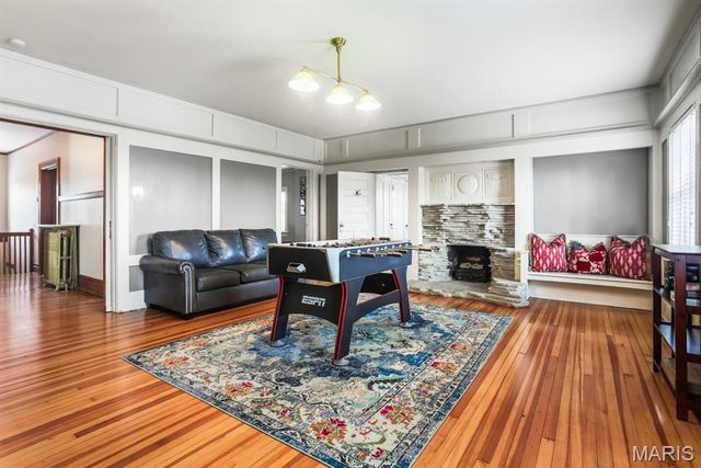 37 Washington Terrace, St Louis, MO 63112