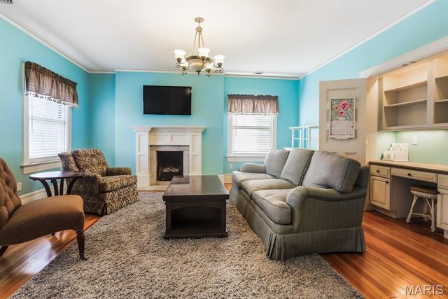 37 Washington Terrace, St Louis, MO 63112