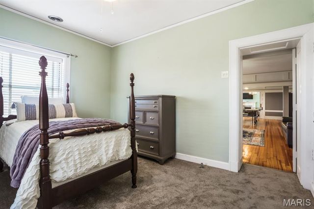 37 Washington Terrace, St Louis, MO 63112