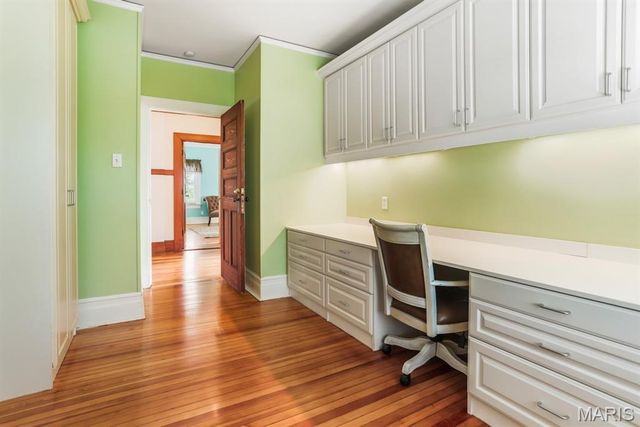 37 Washington Terrace, St Louis, MO 63112