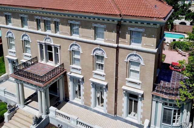 37 Washington Terrace, St Louis, MO 63112