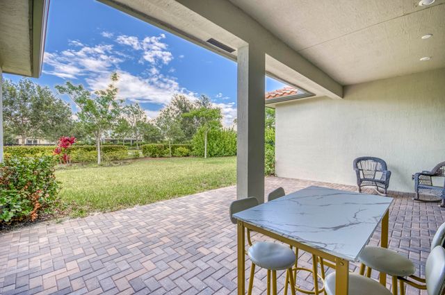 19077 Fly Rod Run, The Acreage, FL 33470