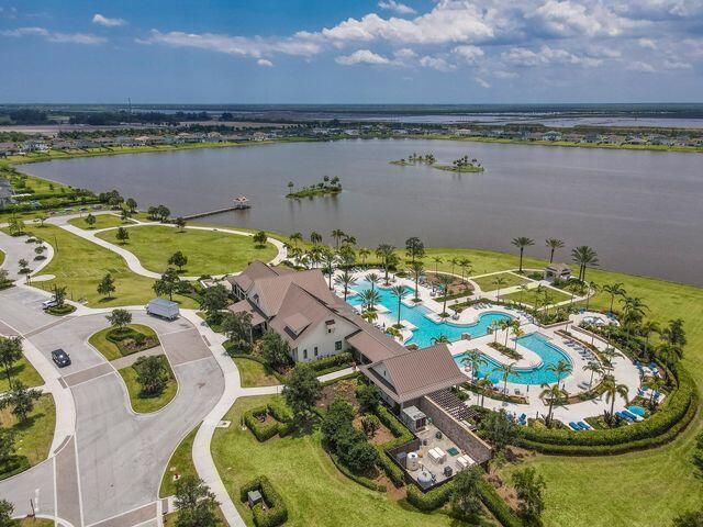 19077 Fly Rod Run, The Acreage, FL 33470