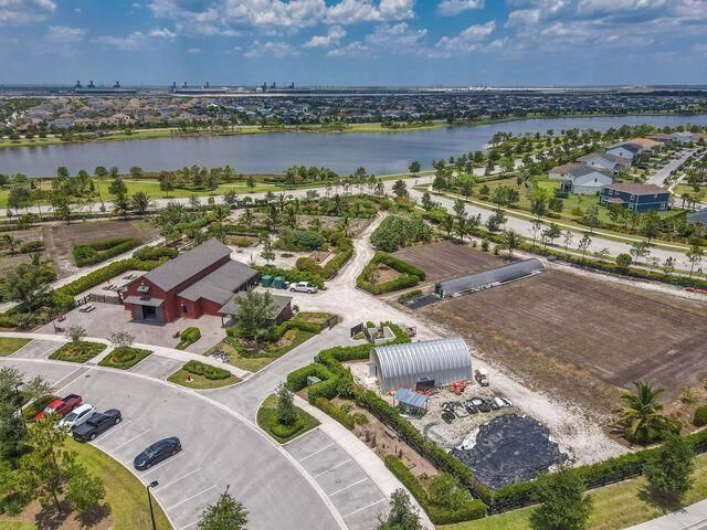 19077 Fly Rod Run, The Acreage, FL 33470