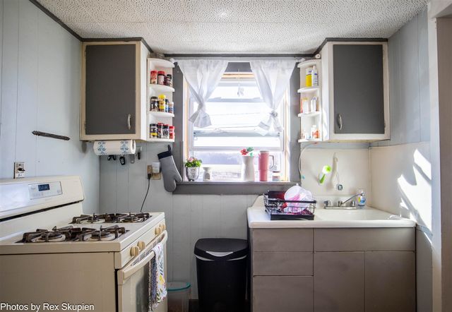 22 N Greenback Street, Hesperia, MI 49421