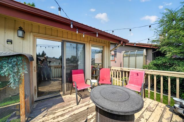 3821 S Alder Dr, Spokane, WA 99223