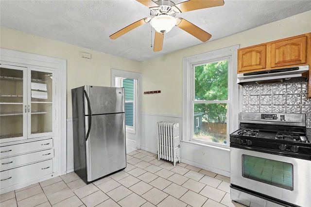 88 Doyle Avenue, Providence, RI 02906