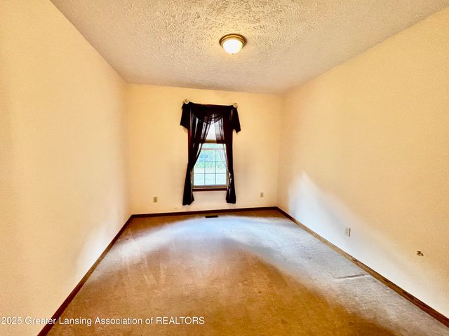 1470 Nicholas Lane, 13, Charlotte, MI 48813