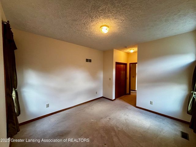 1470 Nicholas Lane, 13, Charlotte, MI 48813