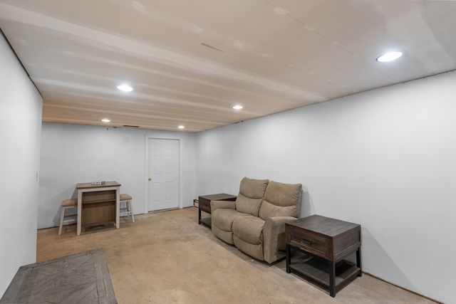 1619 Mar Drive, Mchenry, IL 60051