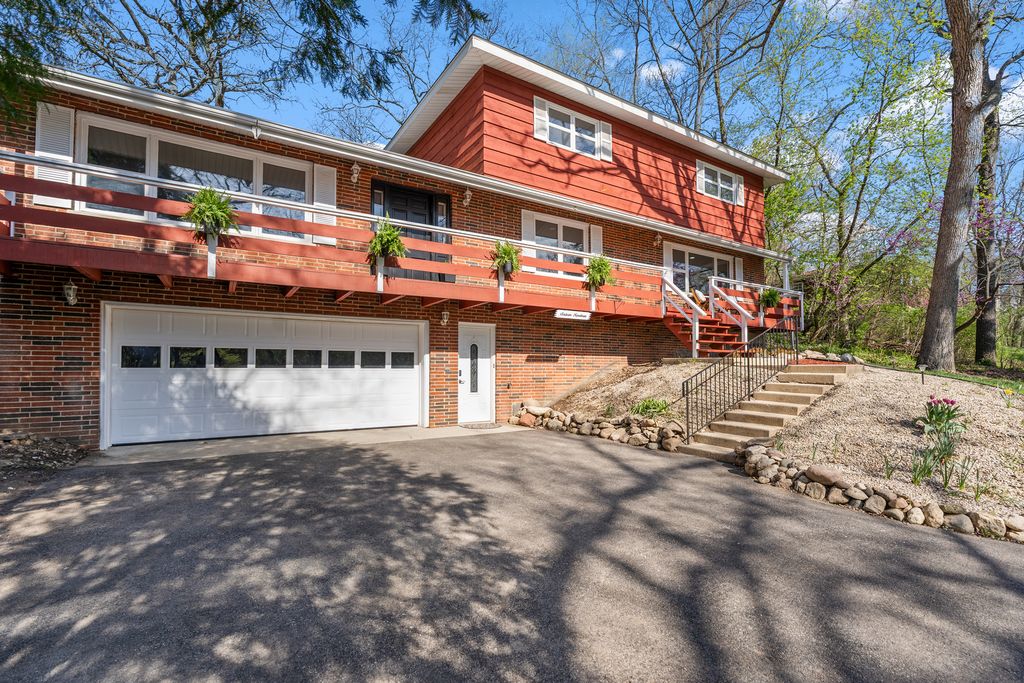 1619 Mar Drive, Mchenry, IL 60051